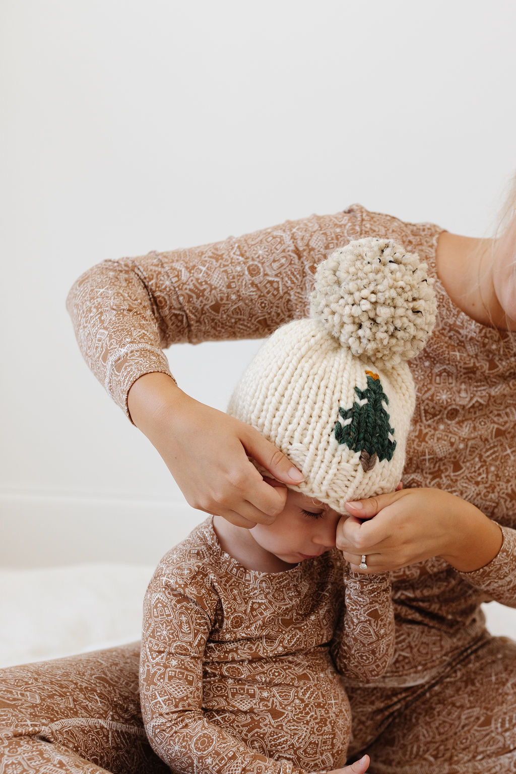 Hand Knit Pom Pom Beanie – Christmas Tree | Pine & Poppy