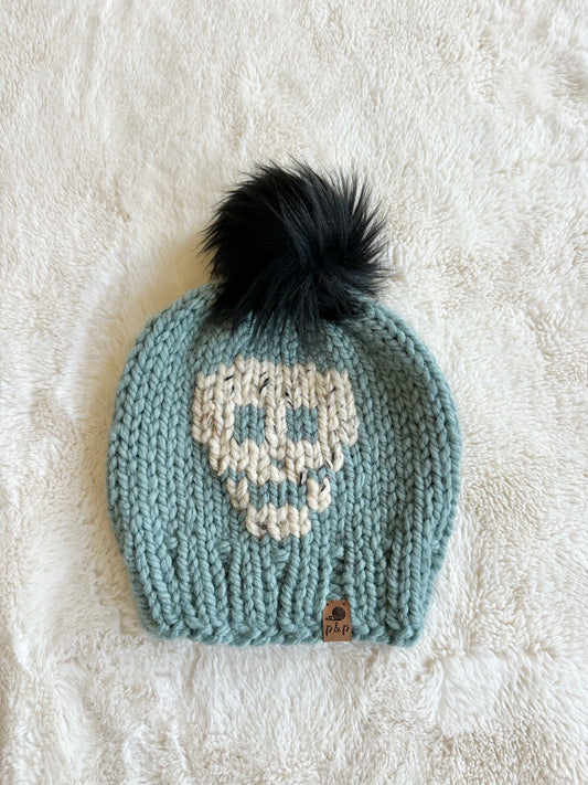 Adult Skull in succulent + oatmeal