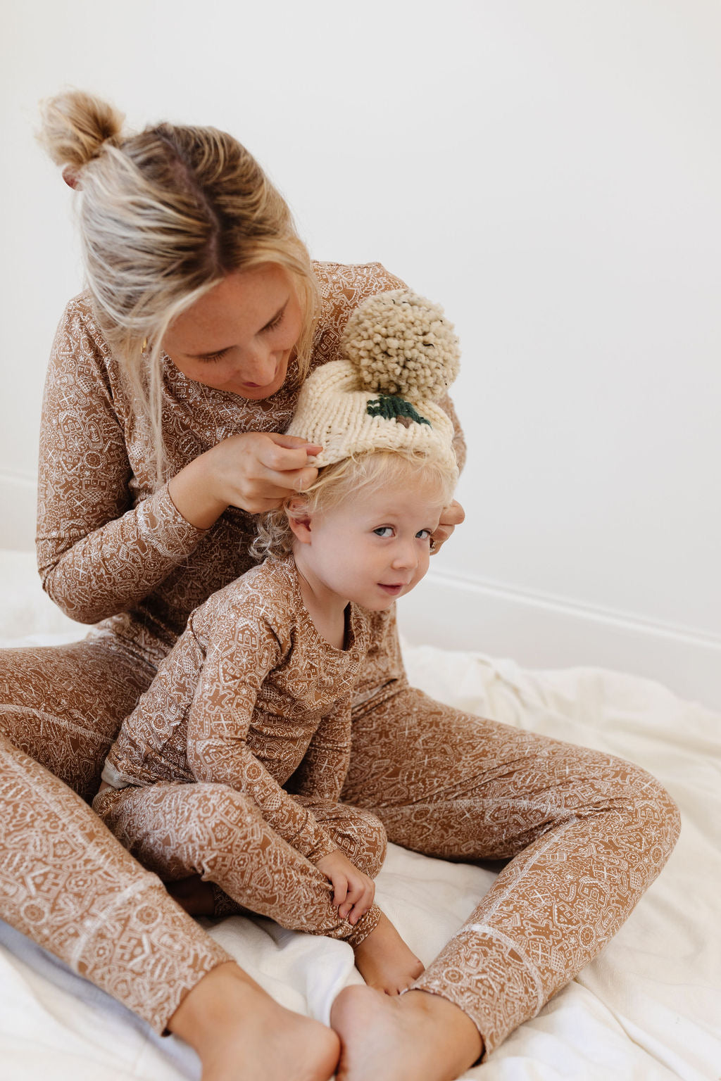 Hand Knit Pom Pom Beanie – Christmas Tree | Pine & Poppy