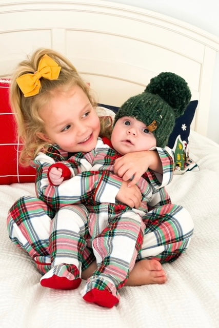 Hand Knit Pom Pom Beanie – Classic Christmas Green | Pine & Poppy